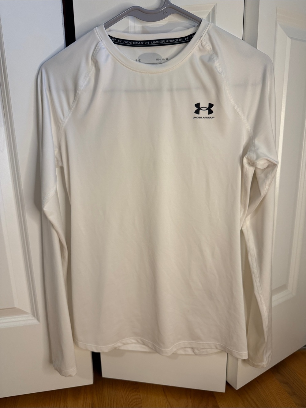 Under Armour Men’s White Long Sleeve Athletic Top with Black Logo